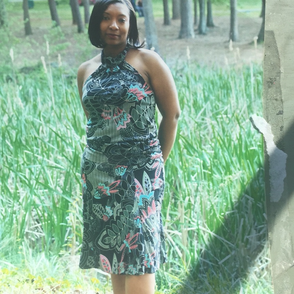 Dress - Picture 2 of 2
